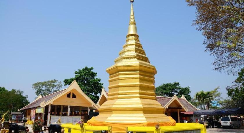 Croissant Hotel And Cafe เชียงราย ภายนอก รูปภาพ